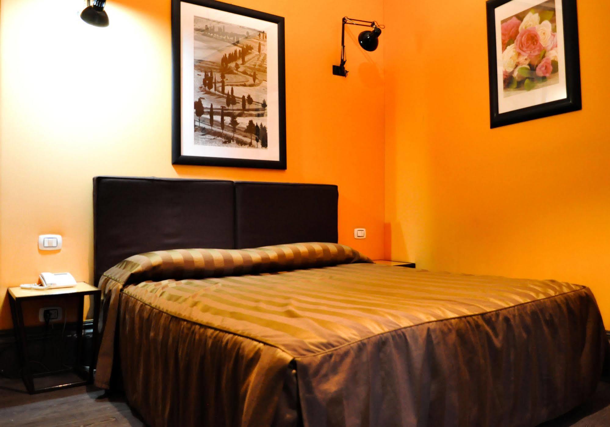 Locanda Degli Antiquari Rome Exterior photo